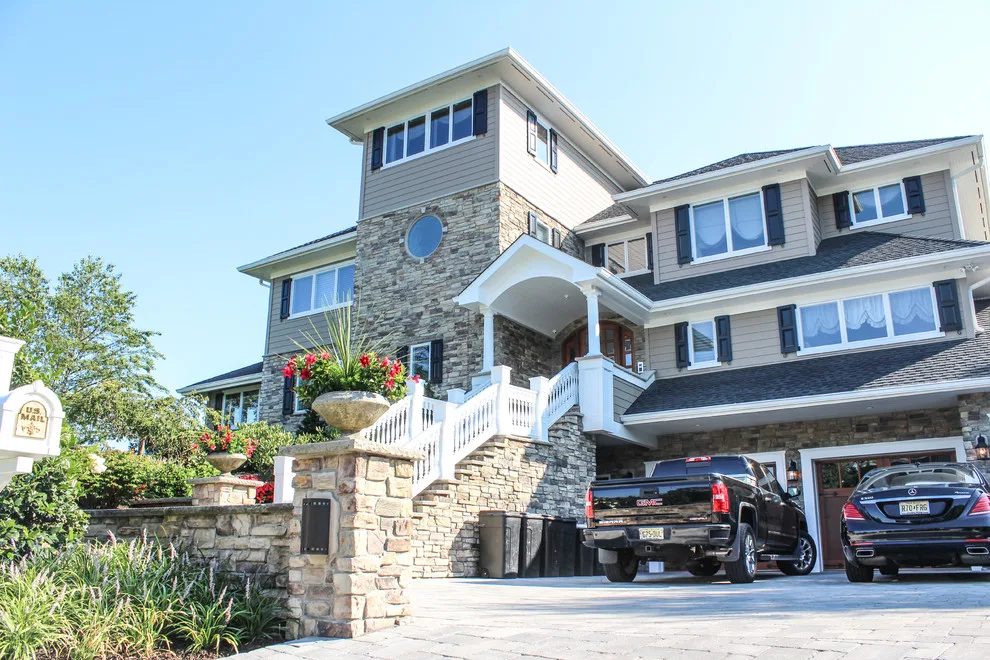 Opulent Home Facade by Baine Contracting, Inc. - Photo 5