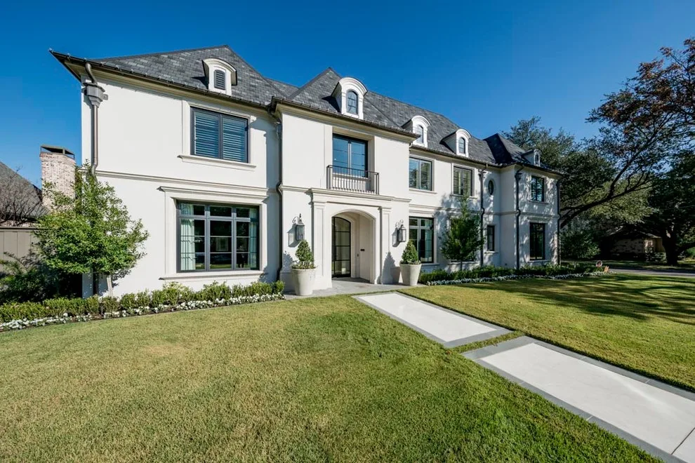 Preston Hollow Family Residence by Hawkins-Welwood Homes - Photo 2