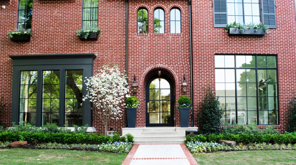 TRADITIONAL/TRANSITIONAL FRONT YARD by Blount Designs - Photo 11