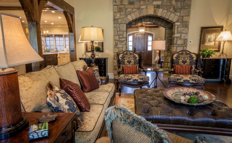 Stonefield Manor by 4 Forty Four - Photo 2