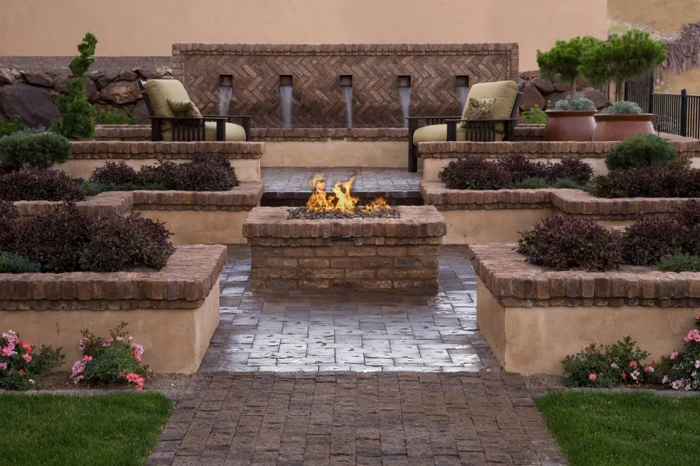 Fountain Plaza by HomeCrafters - Photo 4