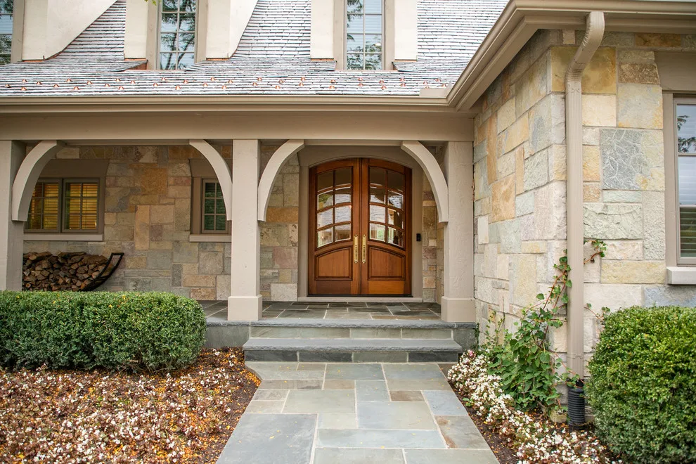 French Countryside Fashion by Lowell Custom Homes - Photo 19