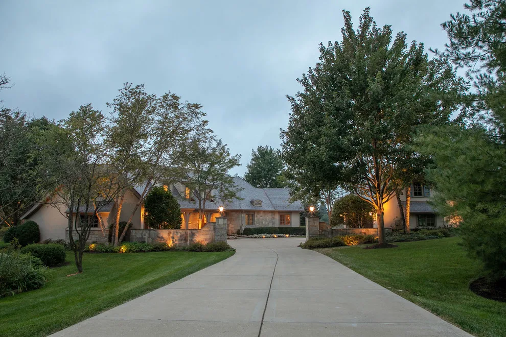 French Countryside Fashion by Lowell Custom Homes - Photo 8