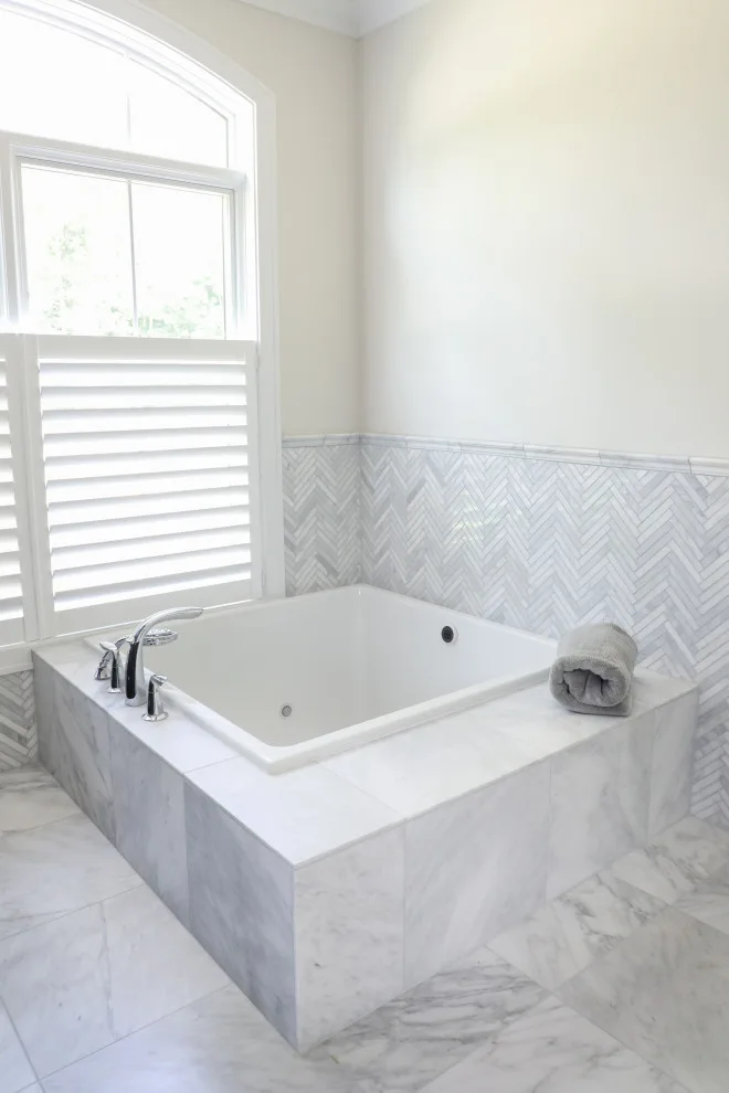 Cottage with French Influence by Lowell Custom Homes - Photo 19