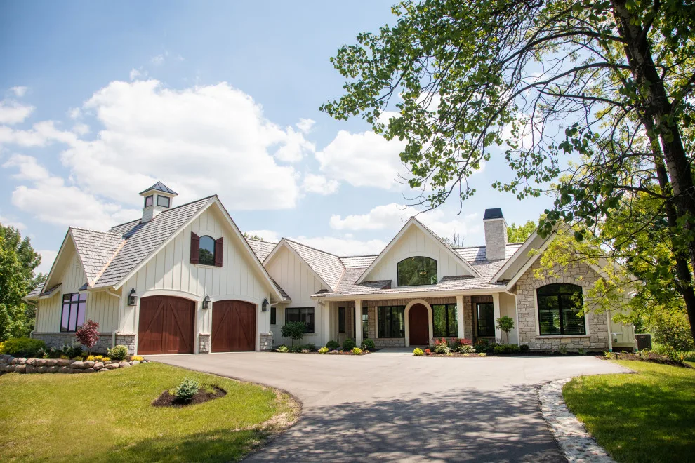 Cottage with French Influence by Lowell Custom Homes - Photo 9