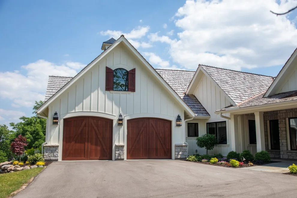 Cottage with French Influence by Lowell Custom Homes - Photo 5