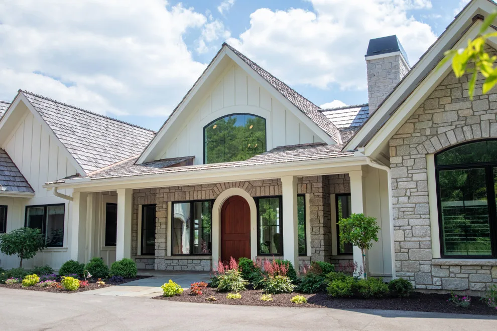 Cottage with French Influence by Lowell Custom Homes - Photo 18