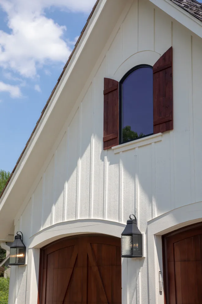 Cottage with French Influence by Lowell Custom Homes - Photo 8