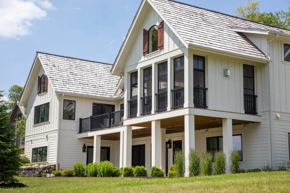 Cottage with French Influence by Lowell Custom Homes - Photo 7