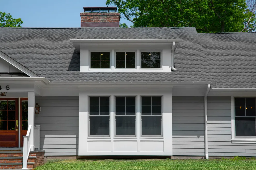 Inviting Exterior and Spacious Living Area by Baine Contracting, Inc. - Photo 35