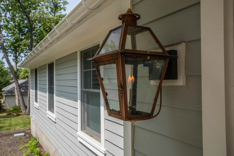 Inviting Exterior and Spacious Living Area by Baine Contracting, Inc. - Photo 5