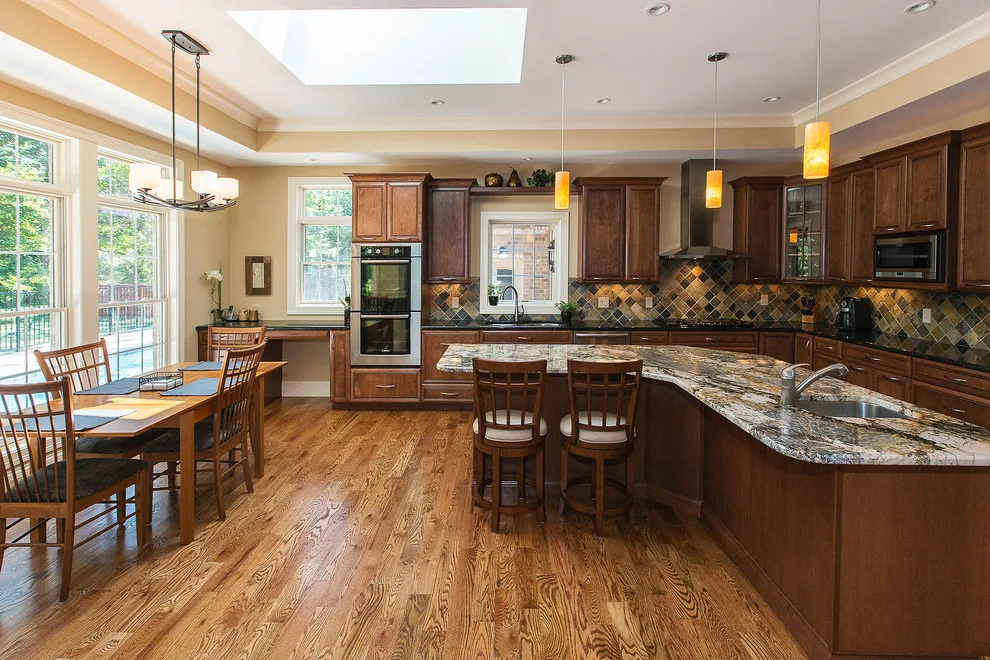 Custom Home in Frontenac, MO by Hibbs Luxury Homes - St Louis, MO - Photo 8