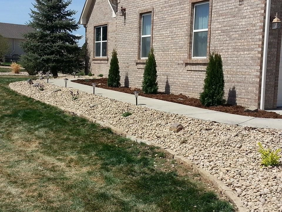 Ace Of Blades Lawn And Landscaping - Photo 9