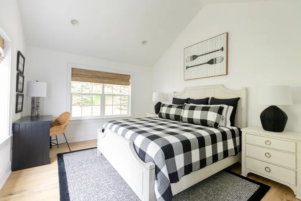 Lake Geneva Revitalization by Lowell Custom Homes - Photo 19