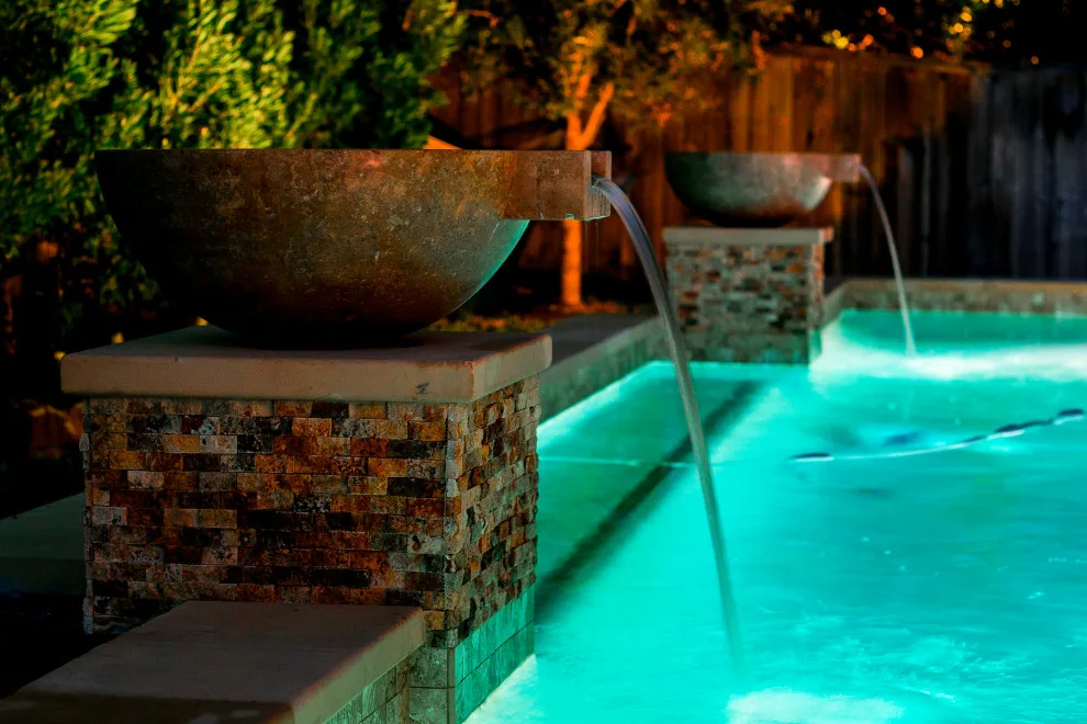 Infinity Edge Spa with Geometric Pool by J.W. Neathery Custom Home Craftsman - Photo 3