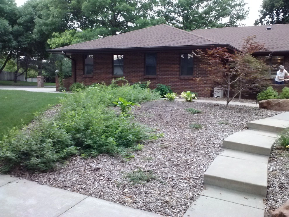 Mary and Terry Planting Project by Aesthetics, Inc. - Photo 8
