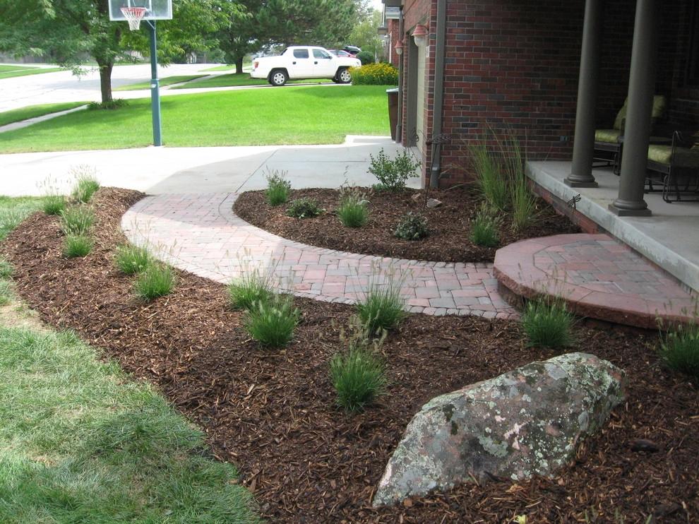 Sara and David Landscape by Aesthetics, Inc. - Photo 7