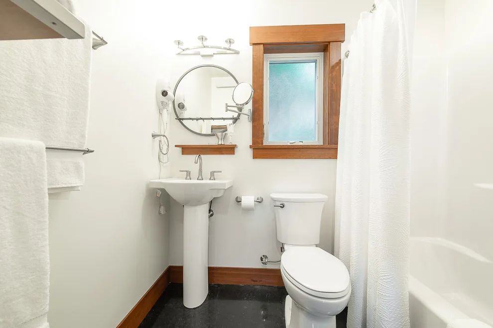 Emerald Lake Cottage by Bellingham Bay Builders - Photo 3