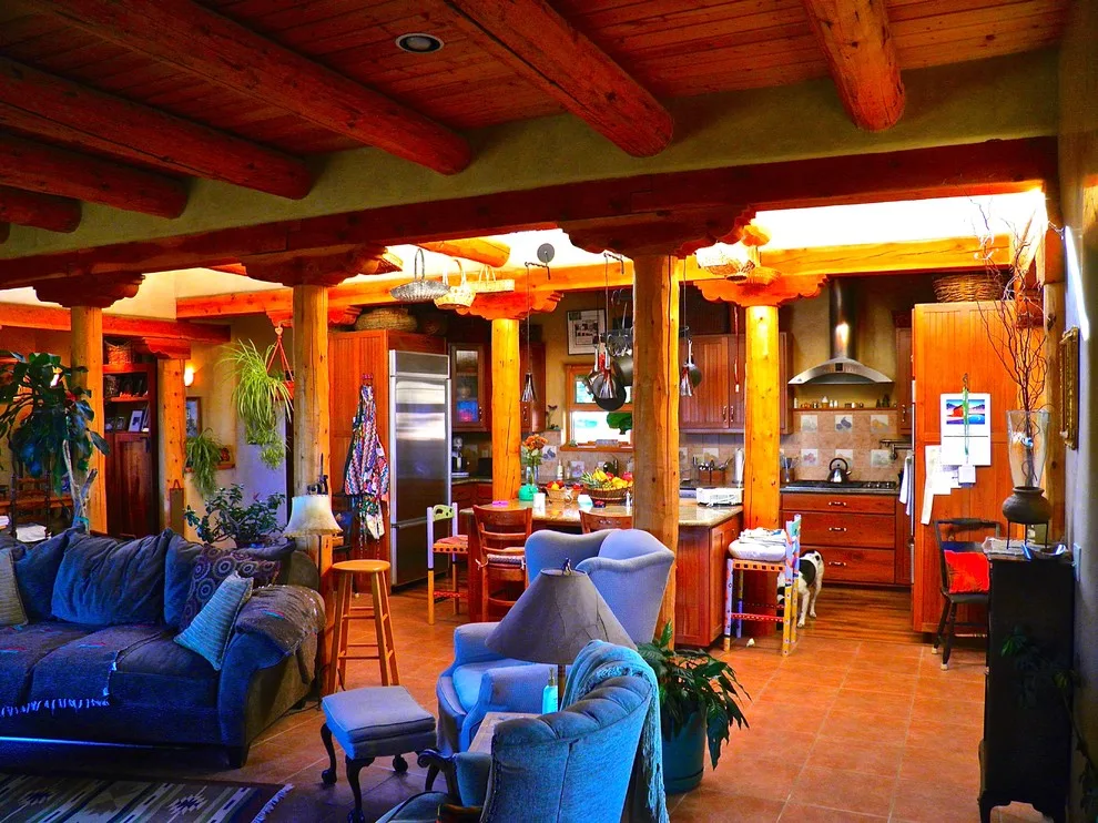 H & H Straw Bale House by The Salamander Company LLC. - Photo 19