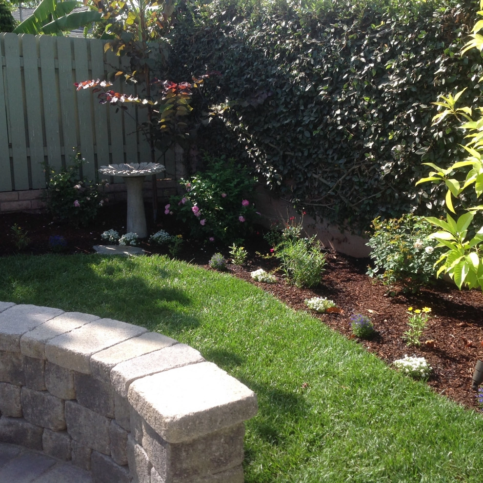 Family Backyard by Alford's English Gardens Inc - Photo 5