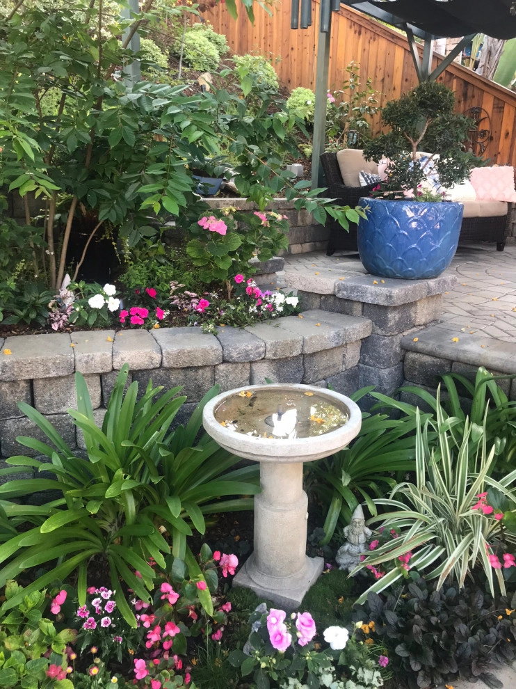 Pretty paver patio by Alford's English Gardens Inc - Photo 3