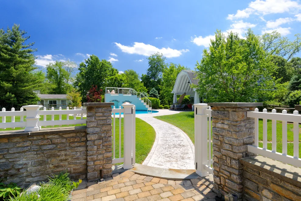 Harbor Pool Pavilion by Michaelson Homes LLC - Photo 3