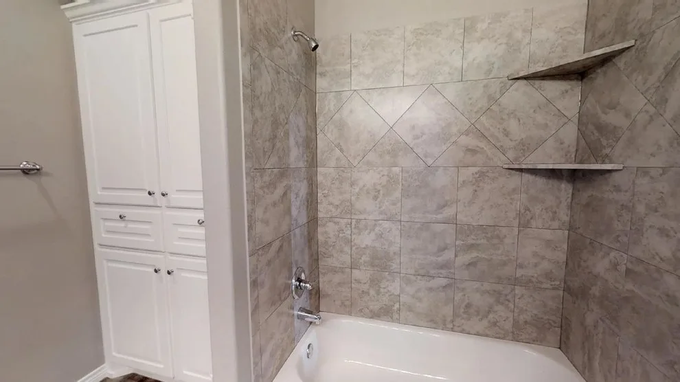 Hartford - 1717 to 1699 by Roten Homes, Inc. - Photo 8