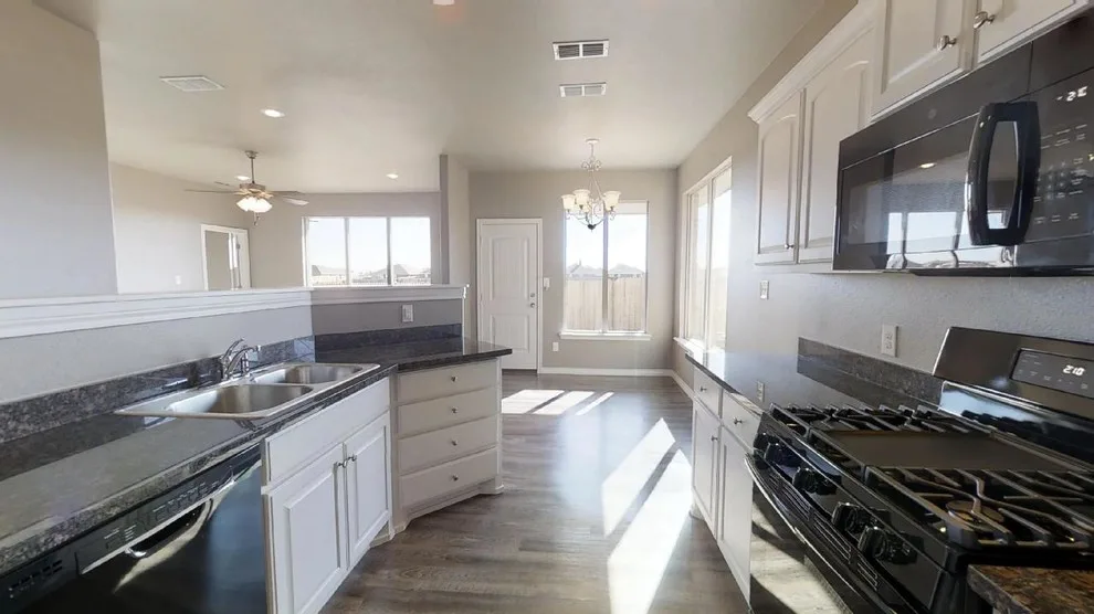 Hartford - 1717 to 1699 by Roten Homes, Inc. - Photo 9