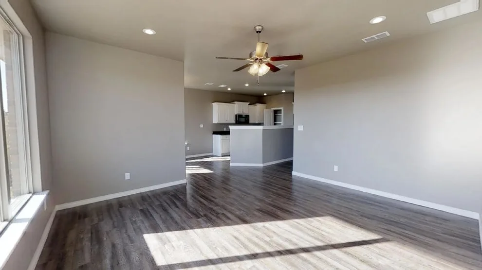 Hartford - 1717 to 1699 by Roten Homes, Inc. - Photo 3