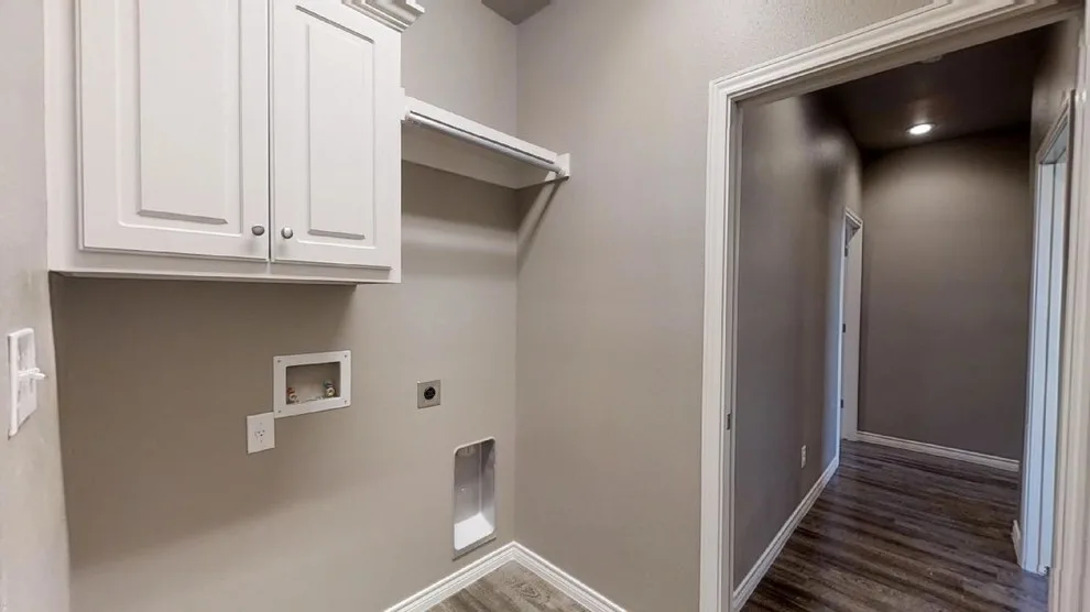 Hartford - 1717 to 1699 by Roten Homes, Inc. - Photo 4