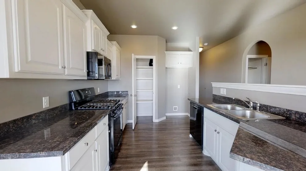 Hartford - 1717 to 1699 by Roten Homes, Inc. - Photo 10
