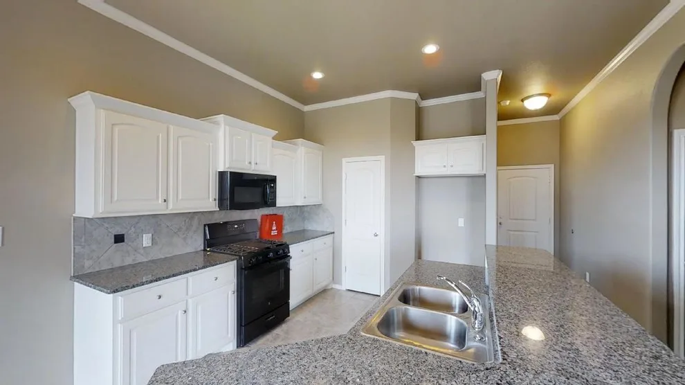 Hartford Project - 10312 Avenue W by Roten Homes, Inc. - Photo 9
