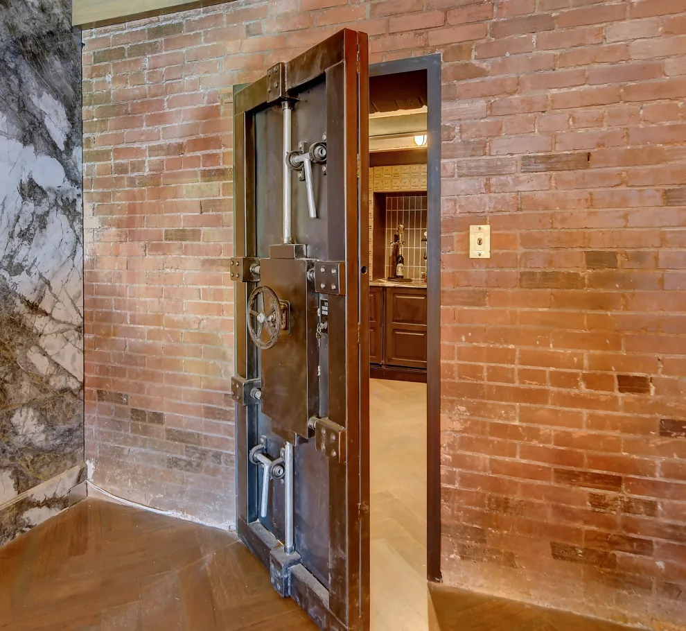 Classic Concealed Room Expansion - Addison, TX by Chellyanna - Custom Homes, Additions, Renovations - Photo 4