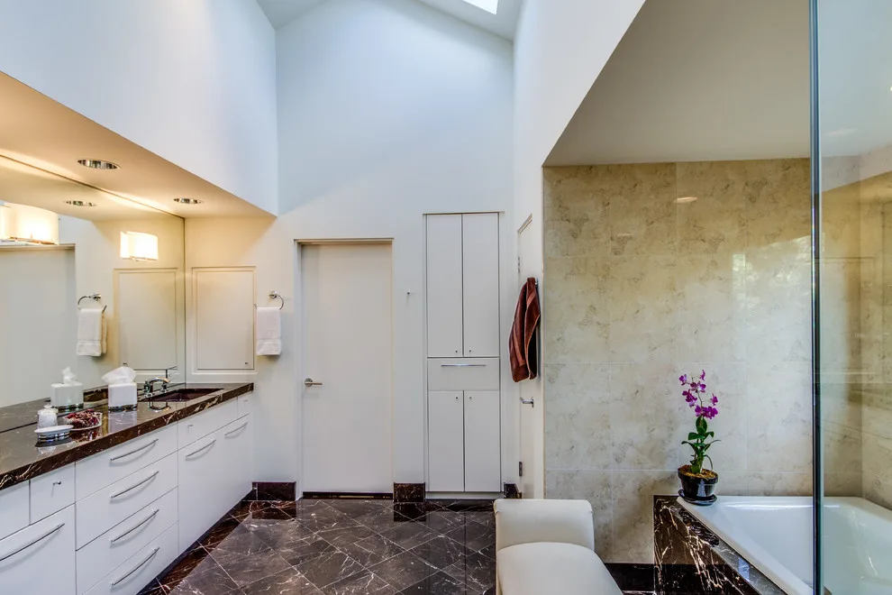 Hill Country | Upgrade | Expansion by Katz Builders, Inc. - Photo 11
