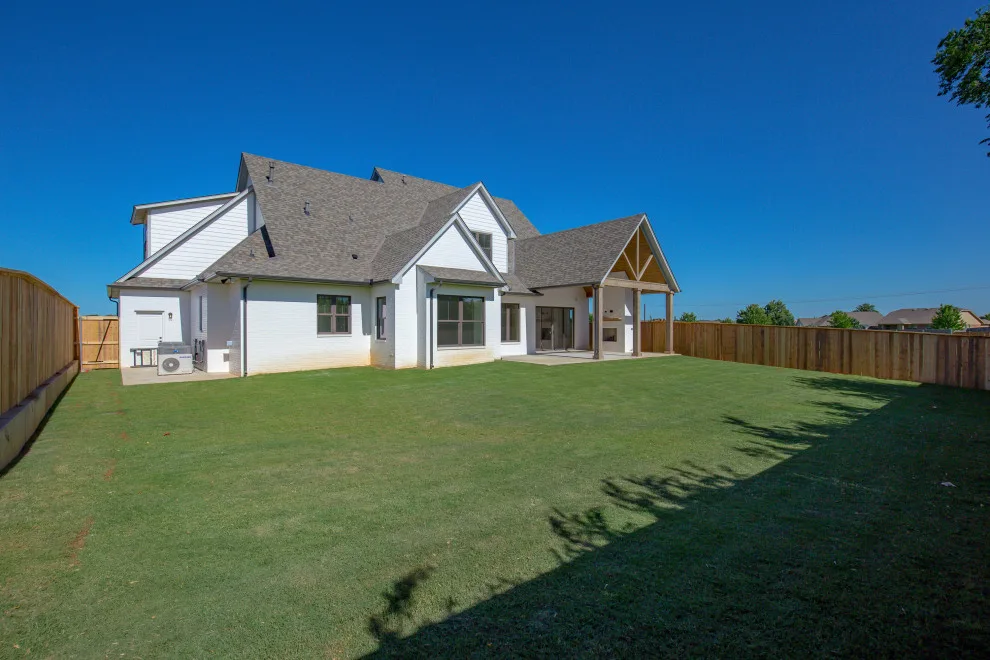 Holston Contemporary Farmhouse by Muirfield Homes By Alan Cheshier - Photo 5