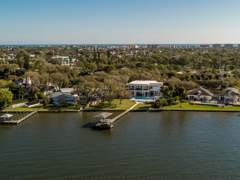 Contemporary Custom Home in Indian Harbour Beach by LifeStyle Homes, Inc. - Photo 20