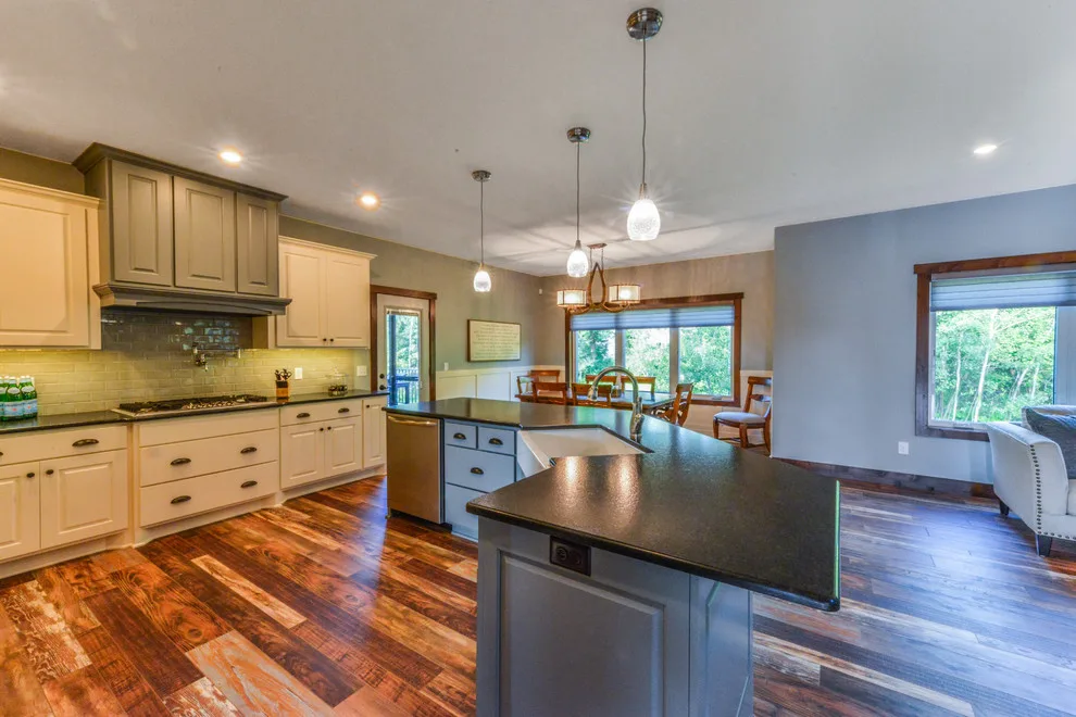 Infinity Homes Inc. - Tailored Two-Story by Infinity Homes Inc. - Photo 31