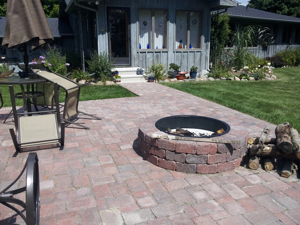 Residential Landscaping Project by All Phases Landscaping - Photo 7