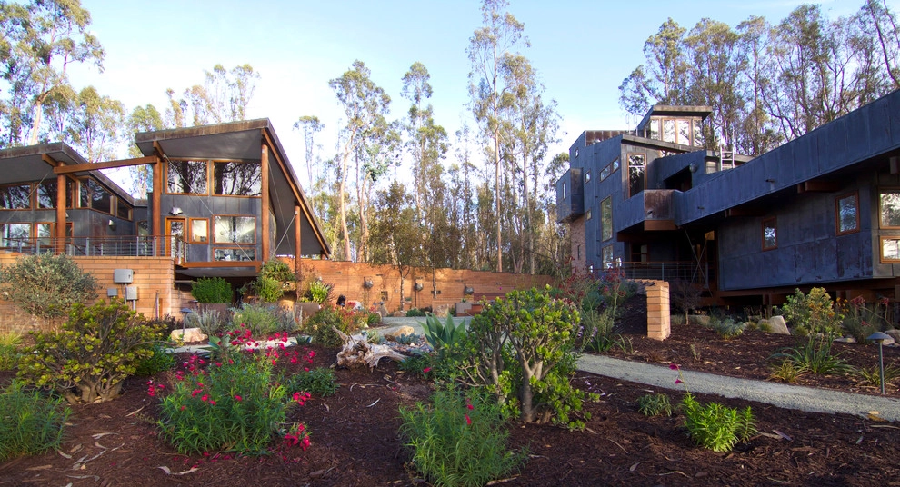 Wilkes Residence by All Seasons Gardening And Landscaping - Photo 37