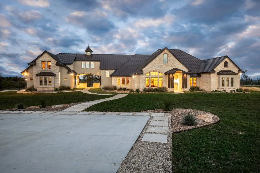 Johnson City Classic Custom Residence by Evolutionary Homes - Photo 9