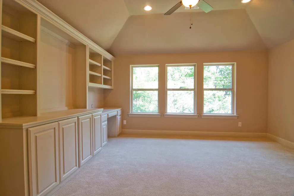 Canterbury Custom Homes LLC - Photo 2