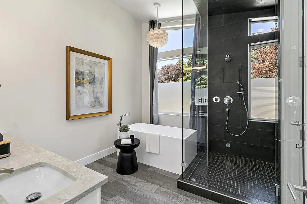 Kirkland Contemporary Renovation by Seattle Custom Contractors - Photo 12