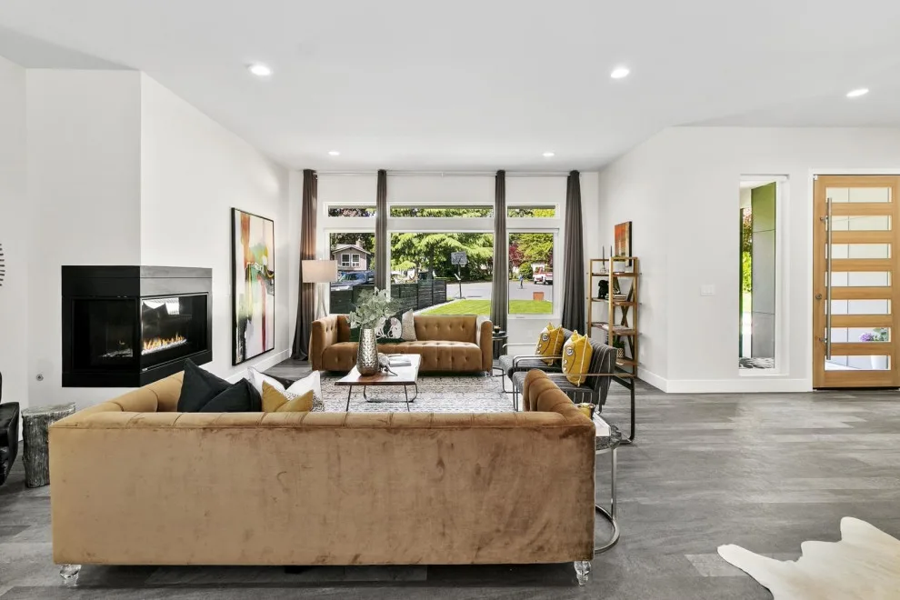 Kirkland Contemporary Renovation by Seattle Custom Contractors - Photo 13