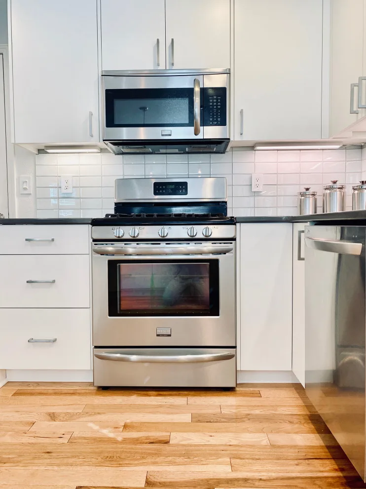Kitchen and Fireplace Surround Renovation by Bend Craftsmen Company LLC - Photo 3
