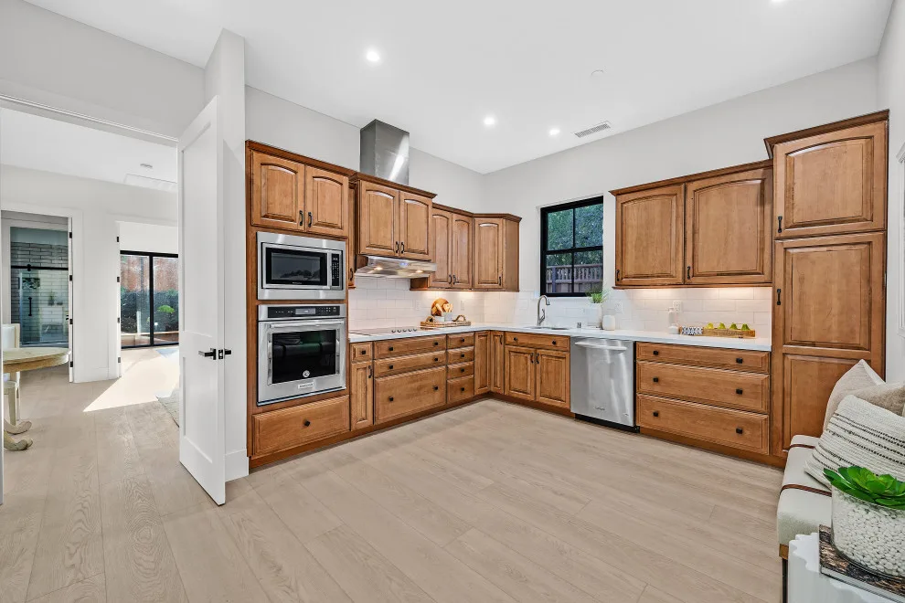 Culinary Space by REI Signature Homes Inc. - Photo 2
