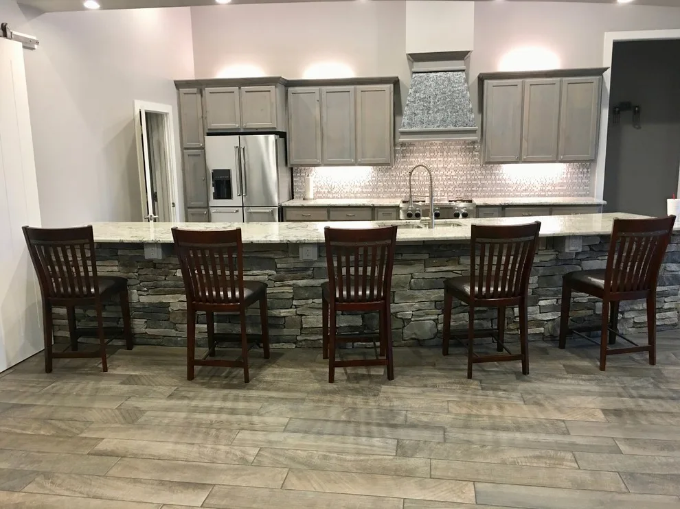 Harmon & Holcomb Homes - Photo 12