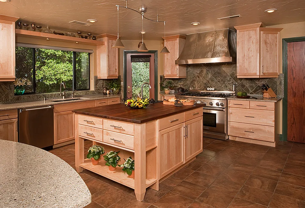FORM AND STYLE by Custom Design Construction & Interiors Inc. - Photo 3