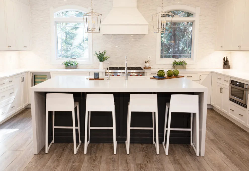Modern Transitional Kitchen by Robinwood Kitchens - Photo 12