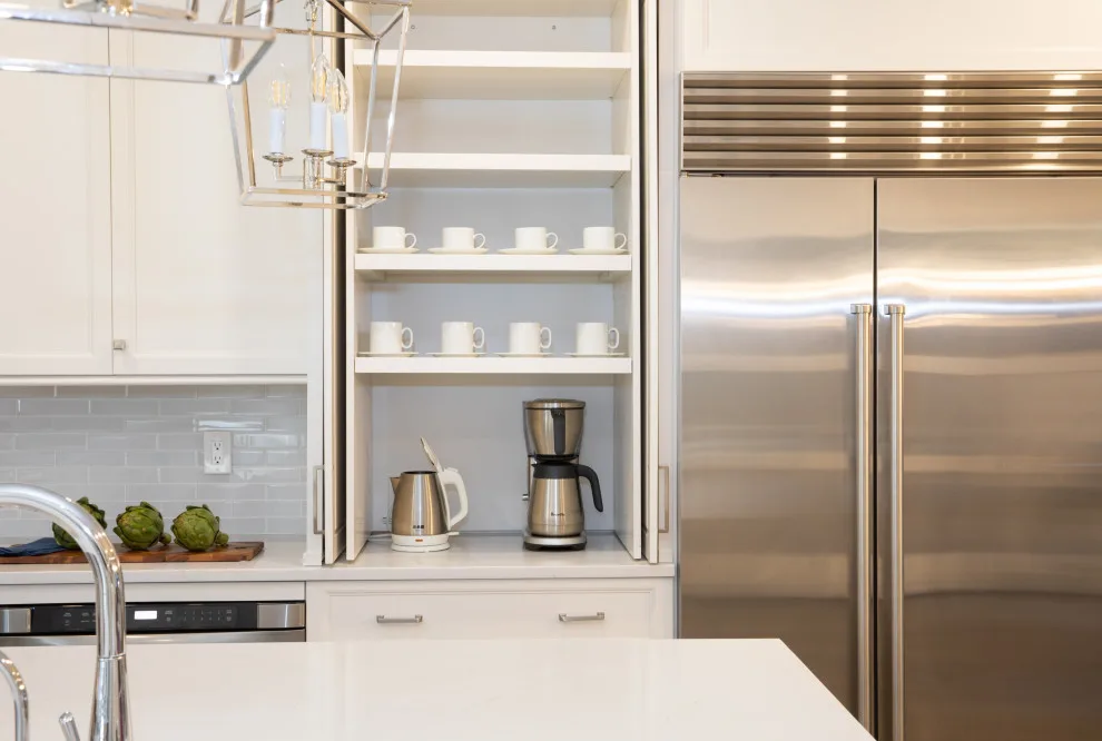 Modern Transitional Kitchen by Robinwood Kitchens - Photo 2