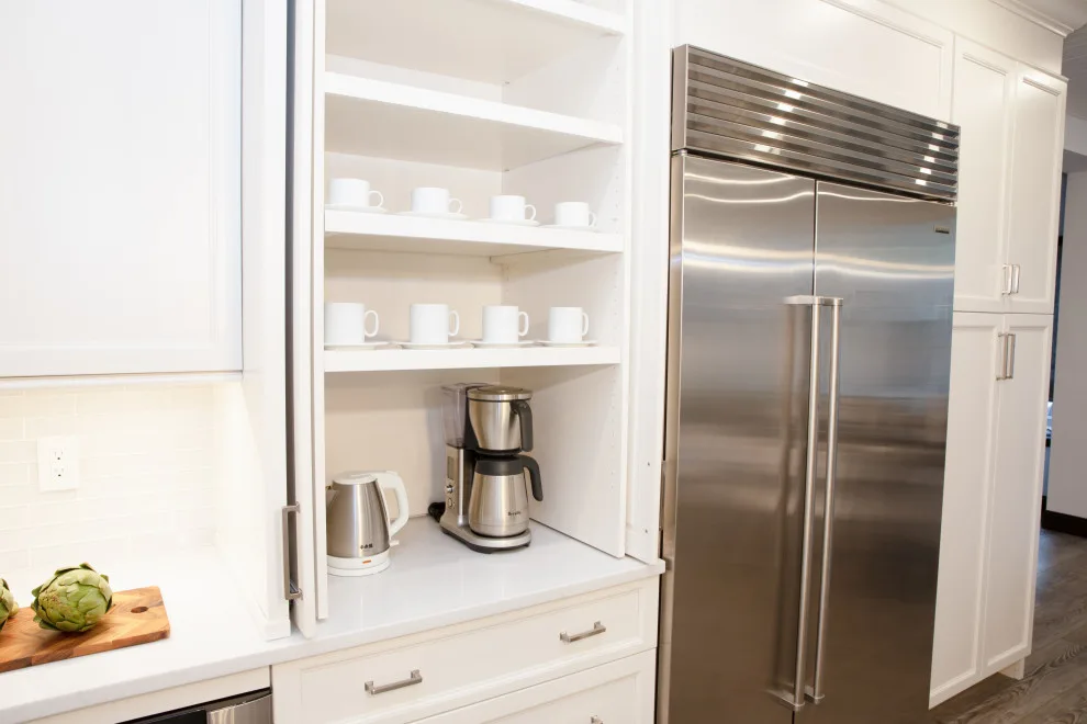 Modern Transitional Kitchen by Robinwood Kitchens - Photo 11